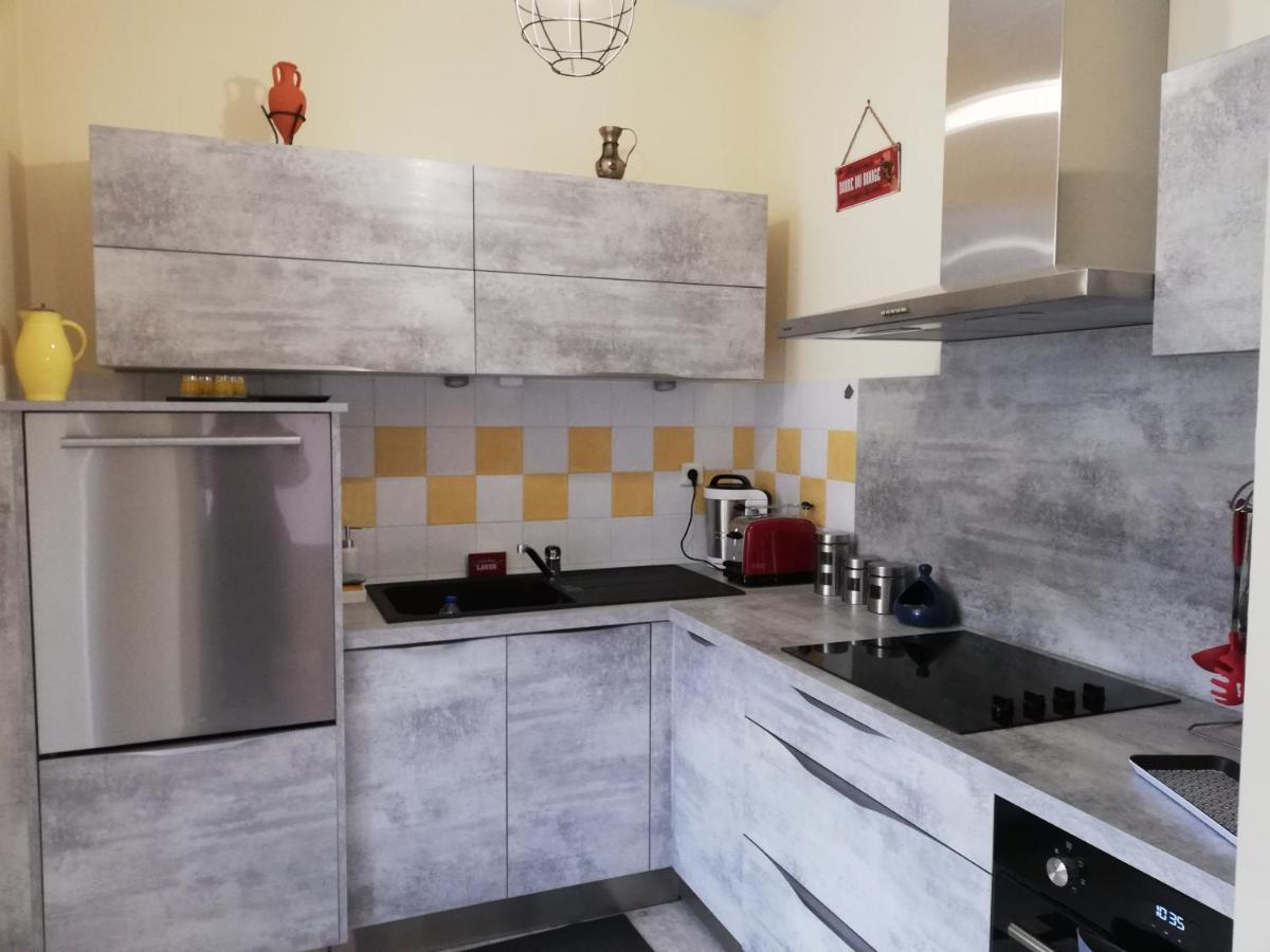 Meubles De Tourisme Le Trianon Et Le Petit Trianon Διαμέρισμα Saint-Junien Εξωτερικό φωτογραφία